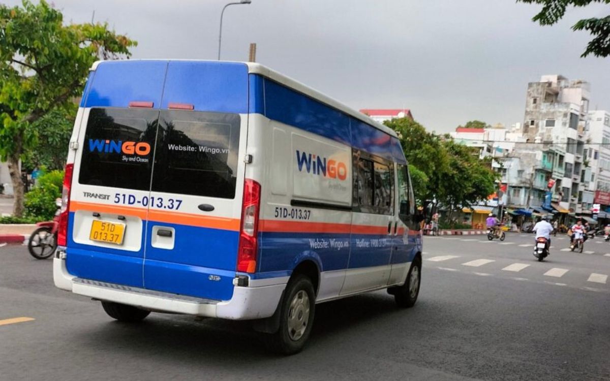 Xe gửi hàng đi Mỹ Wingo Logistics.